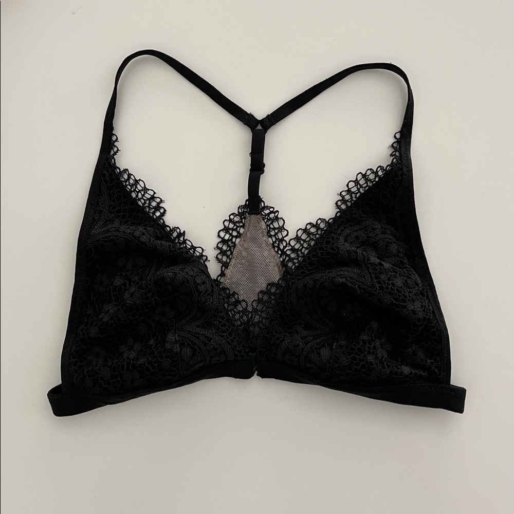 Body by Victoria’s Secret front closure lace bra/ bralette XS